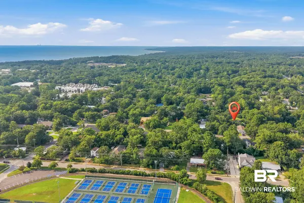 53 Young Street, Fairhope, AL 36532
