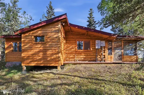36210 Cottontree LN, Sterling, AK 99672