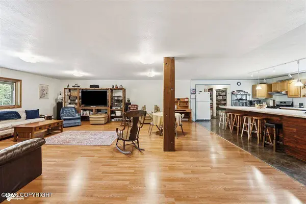 41327 Crater LN, Soldotna, AK 99669