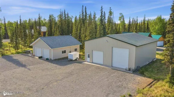 38213 Lee ST, Sterling, AK 99672