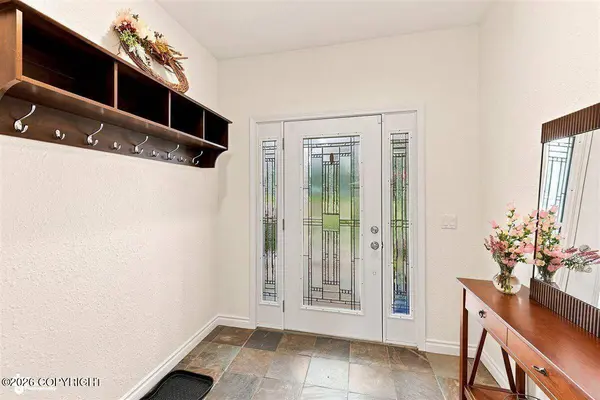 305 Hutto ST, Kenai, AK 99611