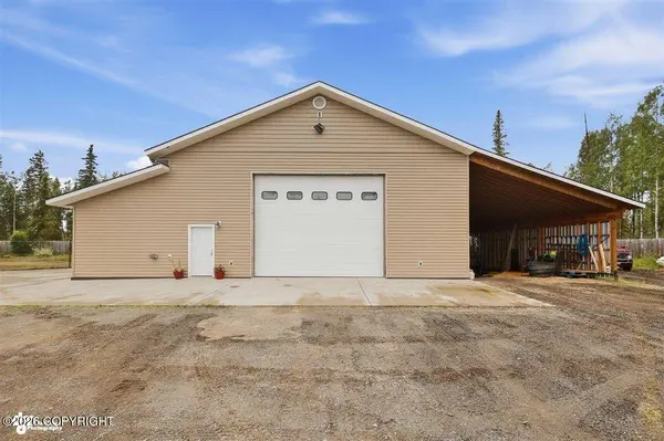 305 Hutto ST, Kenai, AK 99611