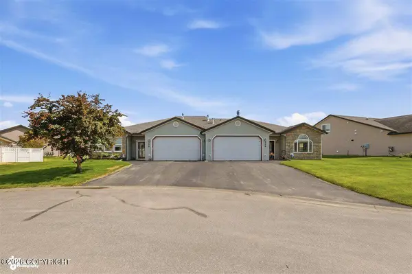 300 W London Rose CIR, Soldotna, AK 99669