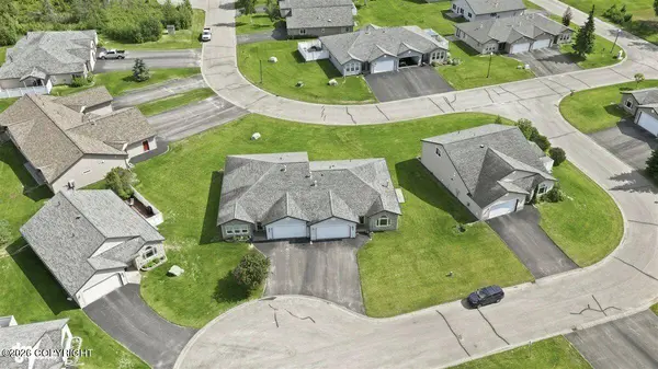 300 W London Rose CIR 12, Soldotna, AK 99669