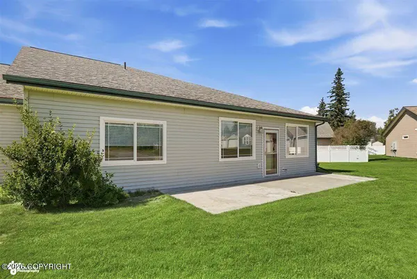 300 W London Rose CIR 12, Soldotna, AK 99669