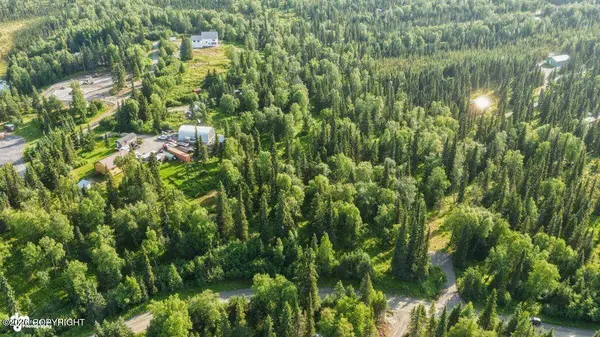53661 Stol RD, Clam Gulch, AK 99568