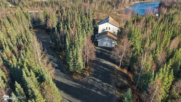 32105 Moonshine DR, Soldotna, AK 99669
