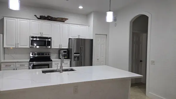 2013 Harbor View CIR, Weston, FL 33327