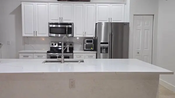 2013 Harbor View CIR, Weston, FL 33327