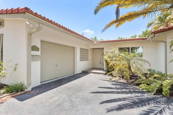 5200 NE 18TH TER, Fort Lauderdale, FL 33308