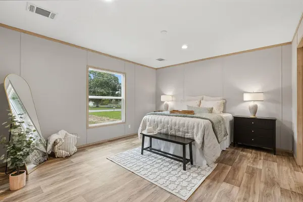 721 General Moultrie Dr, Bonneau, SC 29431