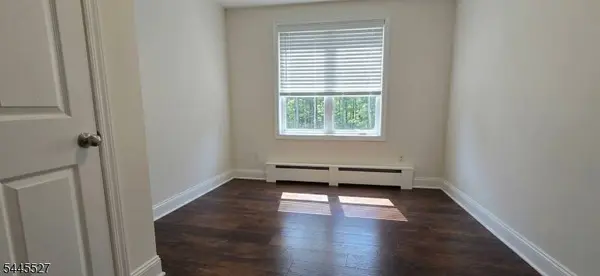 25 Essex Rd, Wantage Twp., NJ 07461