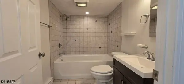 25 Essex Rd, Wantage Twp., NJ 07461