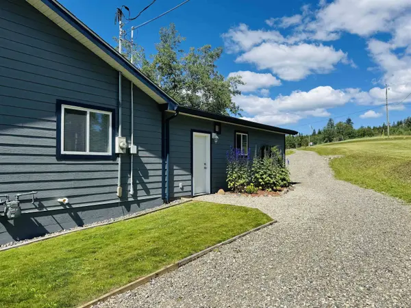 3722 Carson RD, 150 Mile House, BC V0K 2G0