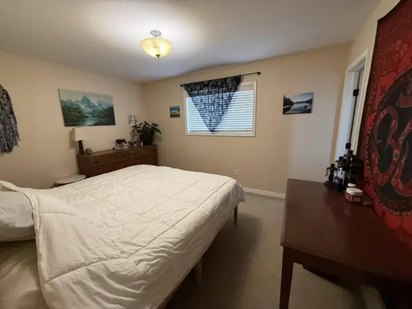 8316 86 AVE, Fort St. John, BC V1J 0G7