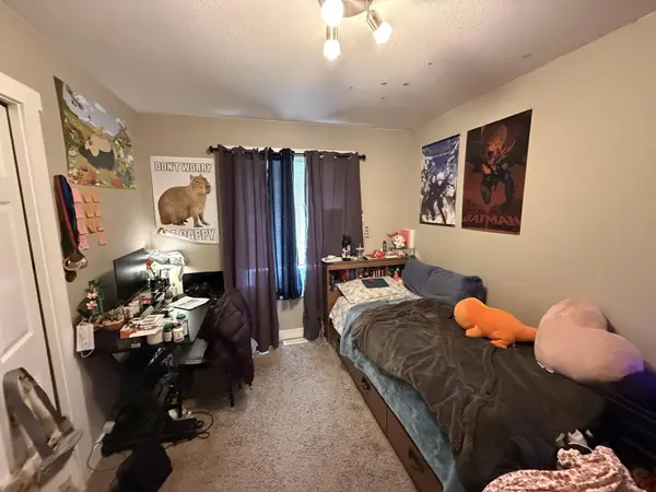 10507 109 ST, Fort St. John, BC V1J 0J3