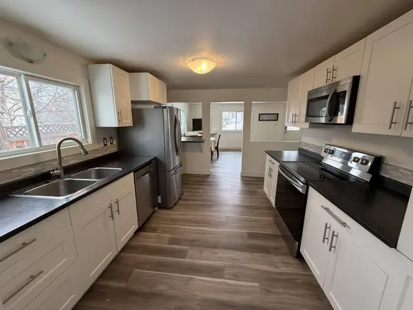 8620 77 ST, Fort St. John, BC V1J 3A2