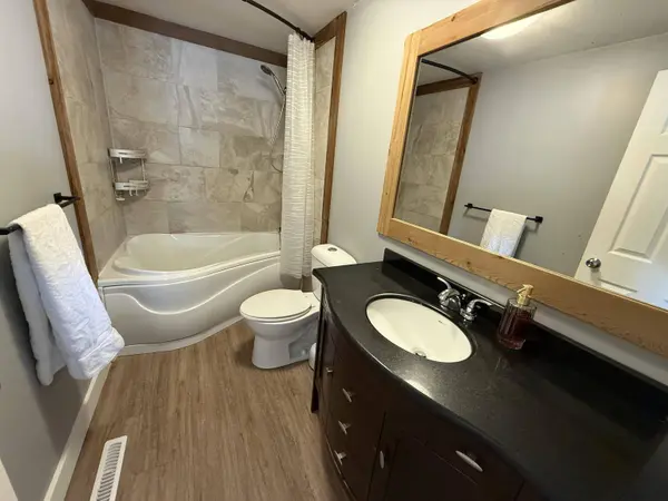 8620 77 ST, Fort St. John, BC V1J 3A2