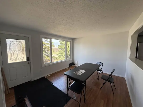 8111 E 97 AVE, Fort St. John, BC V1J 1L8