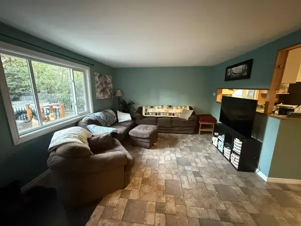 12776 Peach AVE, Charlie Lake, BC V0C 1H0