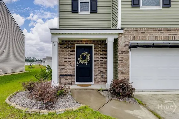 105 Tobago CIR, Guyton, GA 31312
