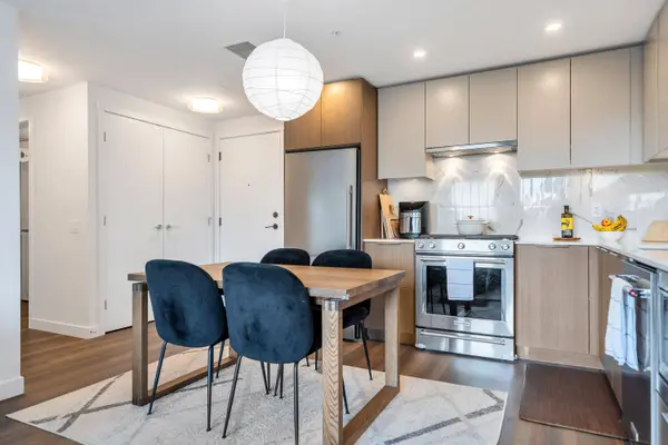 645 Como Lake AVE #504, Coquitlam, BC V3J 0N9