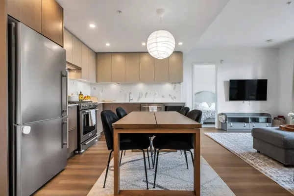 645 Como Lake AVE #504, Coquitlam, BC V3J 0N9
