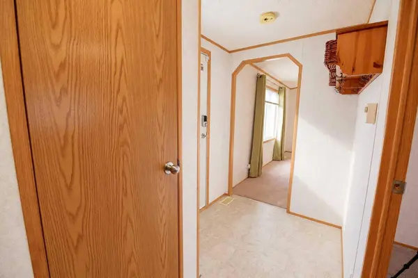 512 Porter ST, Coaldale, AB T1M0B1