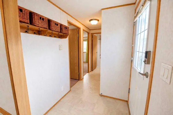 512 Porter ST, Coaldale, AB T1M0B1