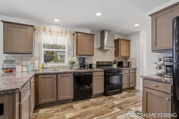 8665 Sand Wedge Trail #781, West Olive, MI 49460