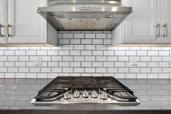 12124 W PEAK VIEW Road, Peoria, AZ 85383