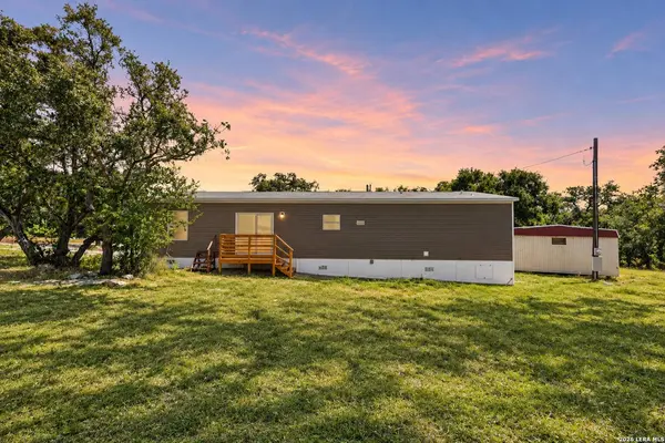 159 County Road 2474, Hondo, TX 78861