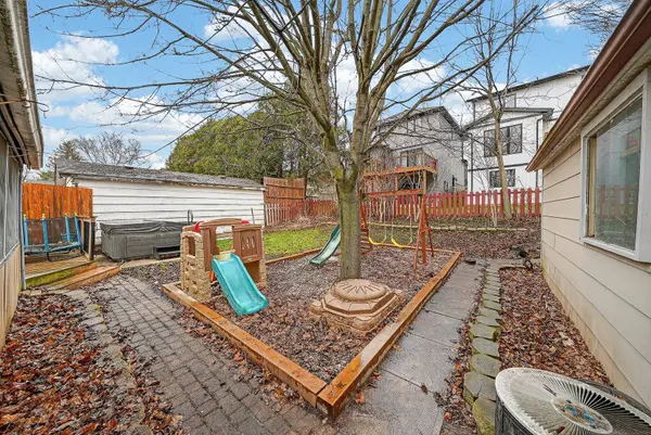 411 Lampman PL, Woodstock, ON N4S 3S9