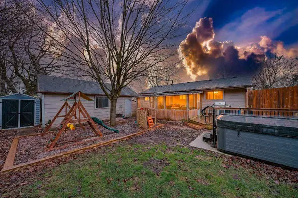 411 Lampman PL, Woodstock, ON N4S 3S9