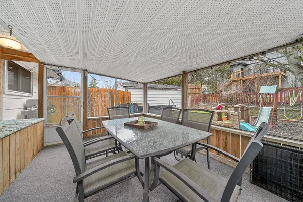 411 Lampman PL, Woodstock, ON N4S 3S9