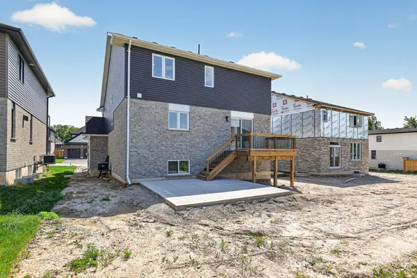 102 Graydon DR, South-west Oxford, ON N0J 1N0