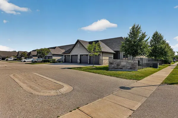 247 Munnoch BLVD #24, Woodstock, ON N4T 0K2