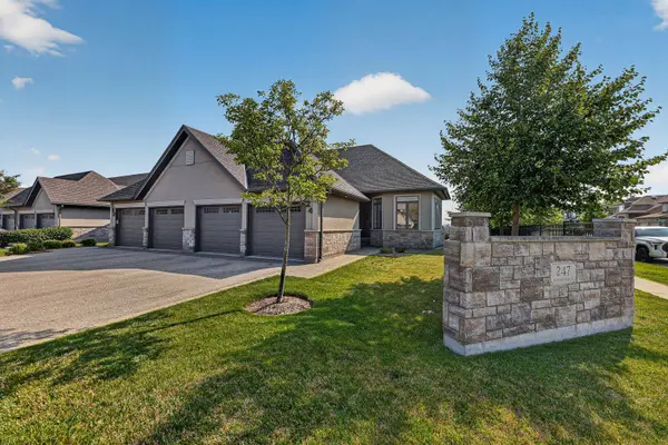 247 Munnoch BLVD #24, Woodstock, ON N4T 0K2