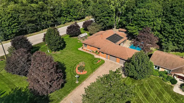 11 Elisabeth ST, East Zorra-tavistock, ON N0J 1M0