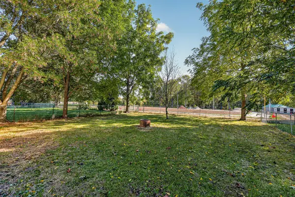 884 Devonshire AVE, Woodstock, ON N4S 5R8
