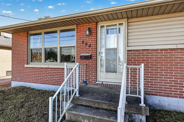 884 Devonshire AVE, Woodstock, ON N4S 5R8