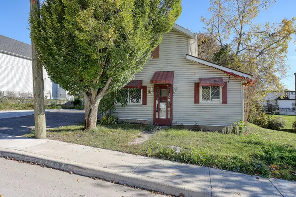 10 Givins ST, Woodstock, ON N4S 5Y7