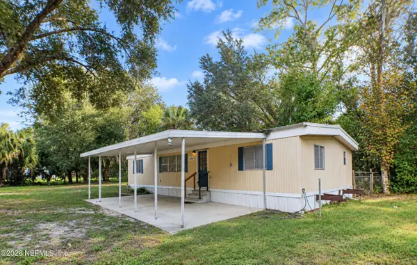 208 NAVAJO ST, Satsuma, FL 32189