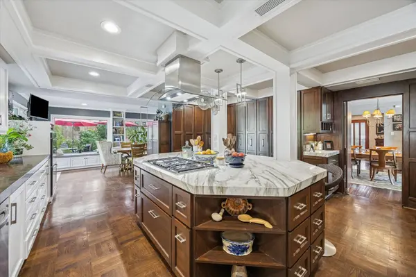 2500 Glen Haven BLVD, Houston, TX 77030