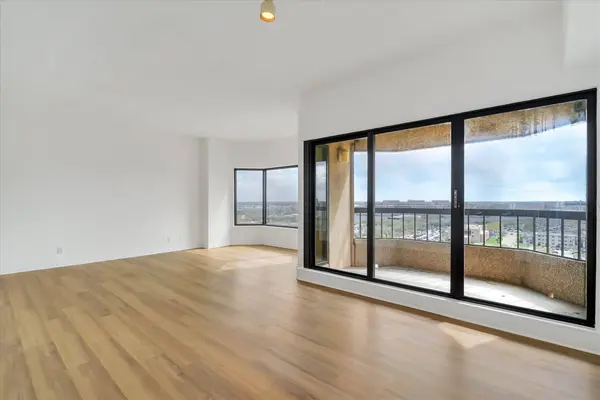 2001 Holcombe BLVD #1403, Houston, TX 77030