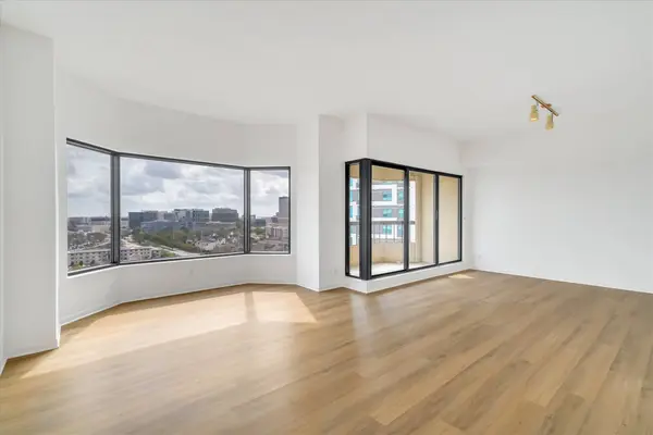 2001 Holcombe BLVD #1403, Houston, TX 77030