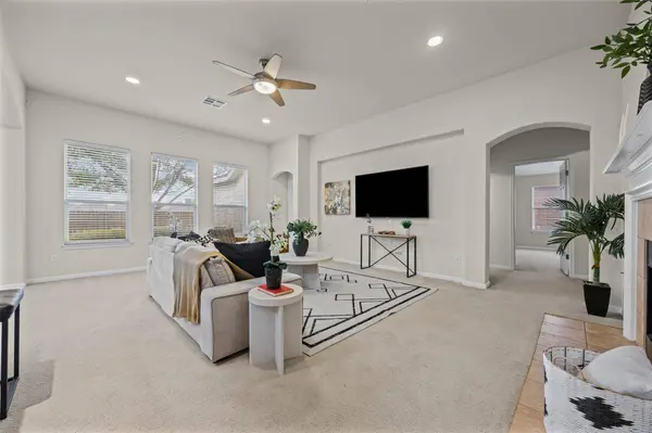 6801 Cromarty LN, Austin, TX 78754