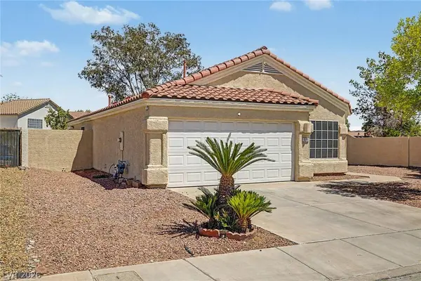 998 Trackers Glen AVE, Henderson, NV 89015