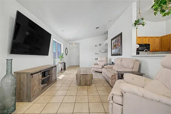 998 Trackers Glen AVE, Henderson, NV 89015