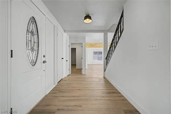 3305 Irv Marcus DR, Las Vegas, NV 89108